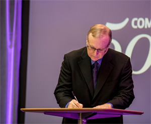 Paul Allen at CSE 50th anniversary, signing $50M gift