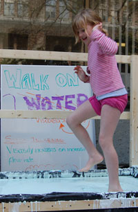 student testing viscoelasticity