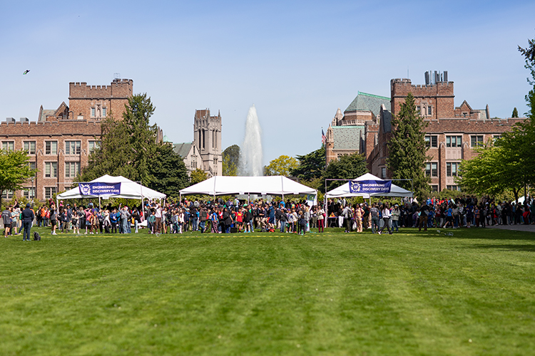 Discovery Days event outside on University of Washington campus