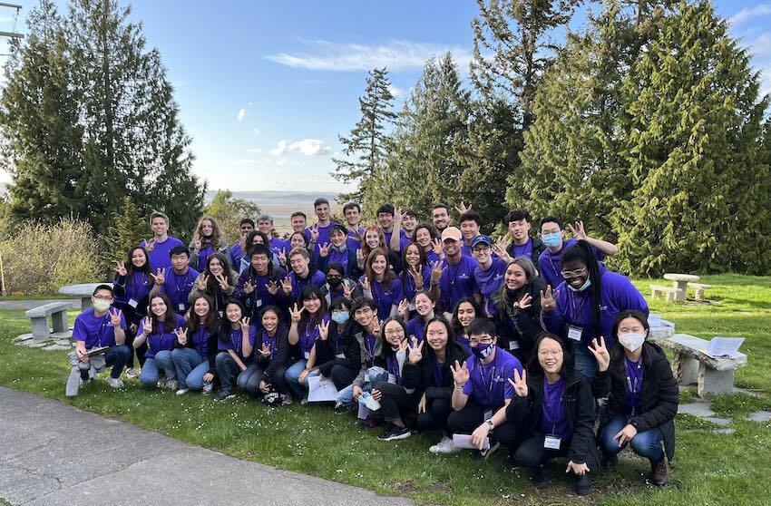 group photo of the 2021-2022 Engineering Peer Educators