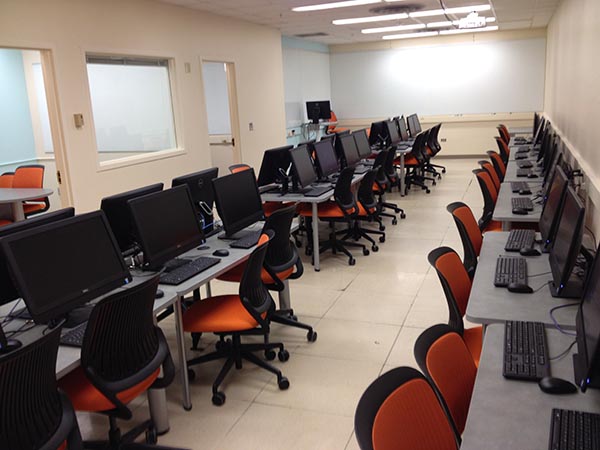 Engineering Student Computer Lab open area with 36 workstations