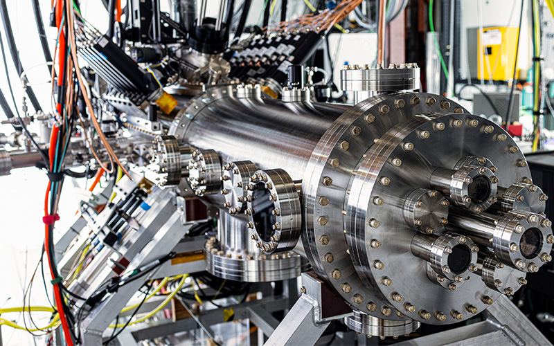 Large, complex fusion energy machine