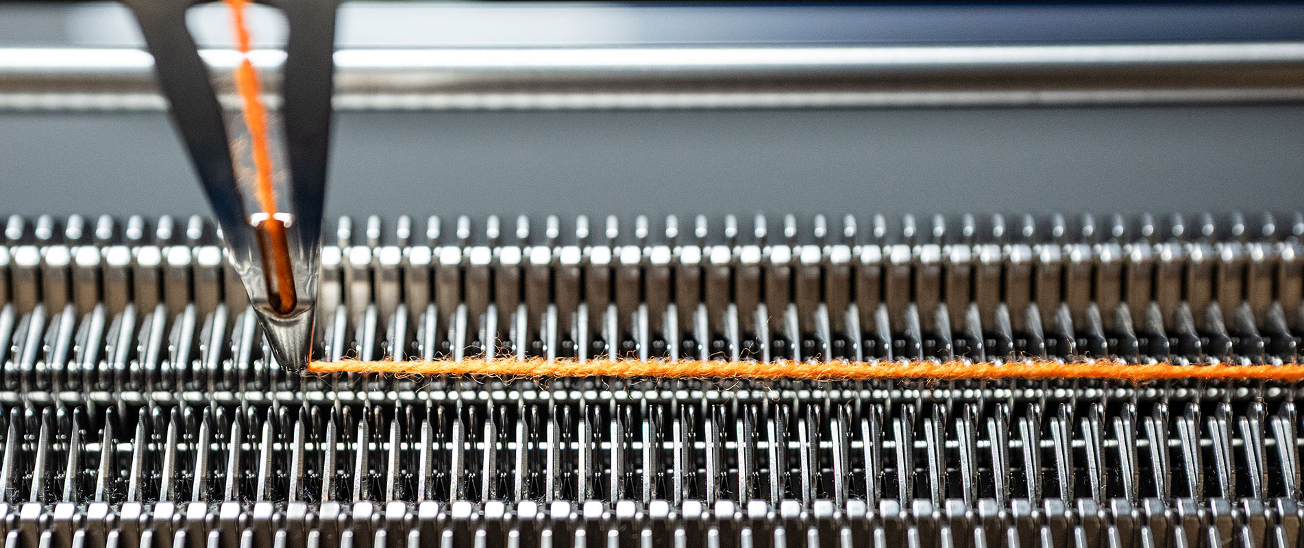 Robot knitting