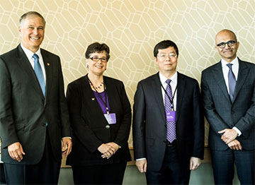 At the GIX signing: Washington State Governor Jay Inslee, UW Interim President Ana Mari Cauce, President of Tsinghua University in China Qiu Yong, and Microsoft CEO Satya Nadella