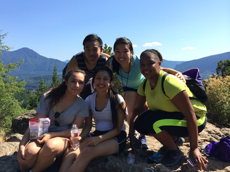 Students conquer Little Si!