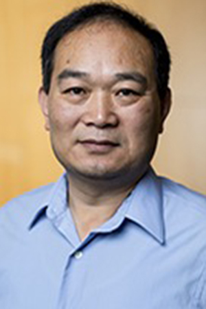 Ruikang (Ricky) Wang headshot