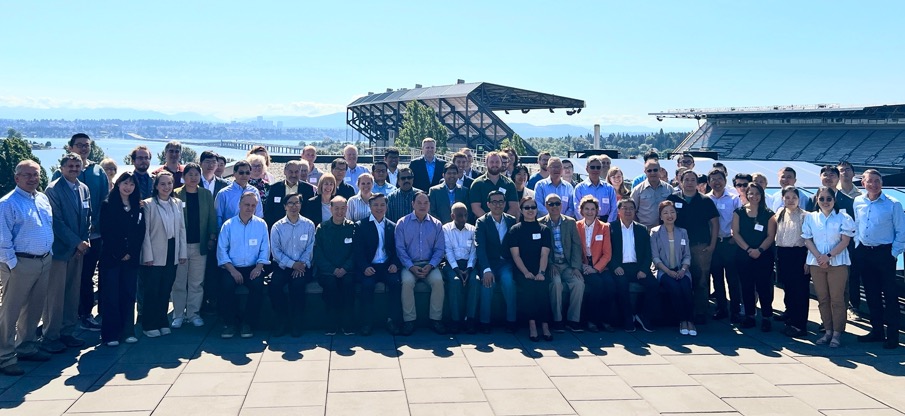 The Battery500 quarterly meeting held at UW in September 2023.