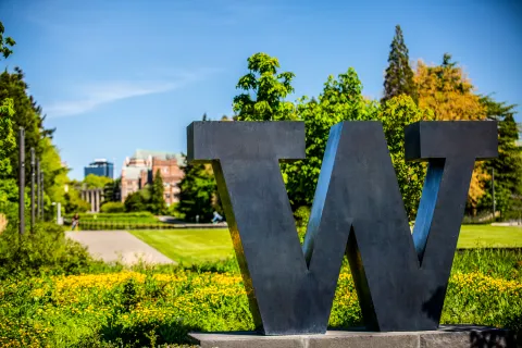 A spring day on the University of Washington campus